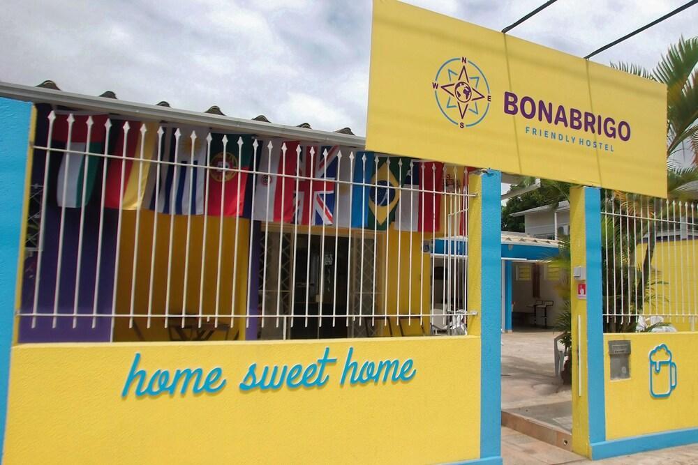 Bonabrigo Hostel & Suites บัลเนอาริโอ กังโบริว ภายนอก รูปภาพ